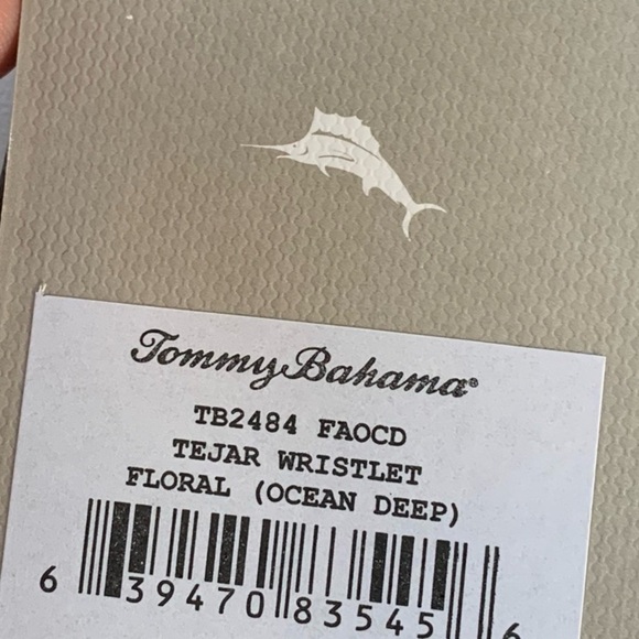 Tommy Bahama Floral Ocean Tejar Wristlet Wallet Vacation Tropical 11x7” Bag New - Picture 10 of 11